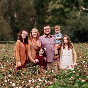 Meet your Posher, April